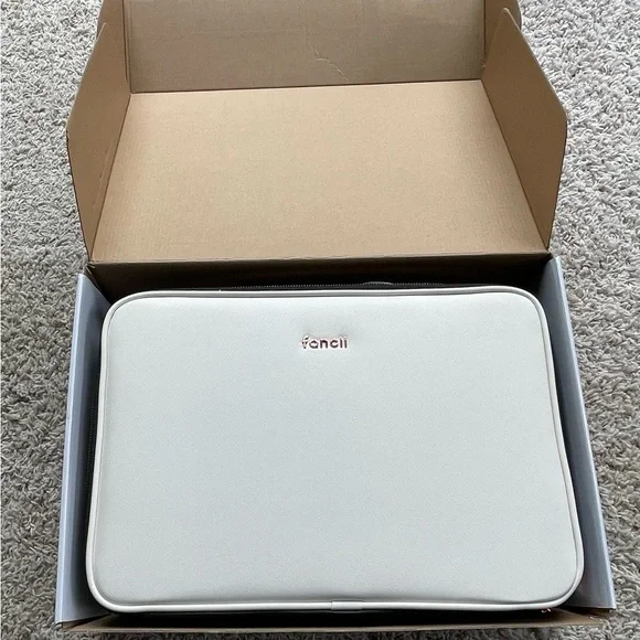 NEW Fancii Madison Travel Large Makeup Bag - Picture 4 of 8